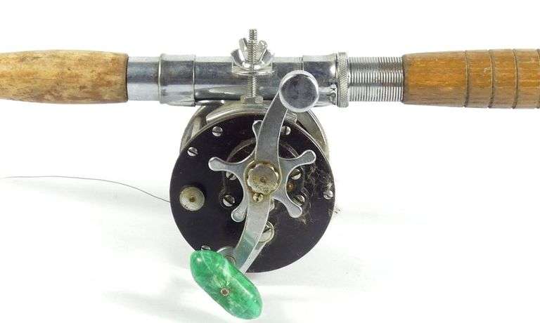 PENN PEER NO. 309 REEL & ROD