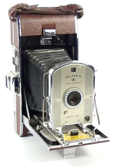 POLAROID LAND CAMERA