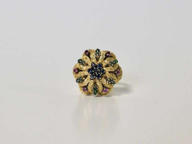 18KT GOLD RING