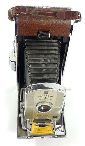 POLAROID LAND CAMERA