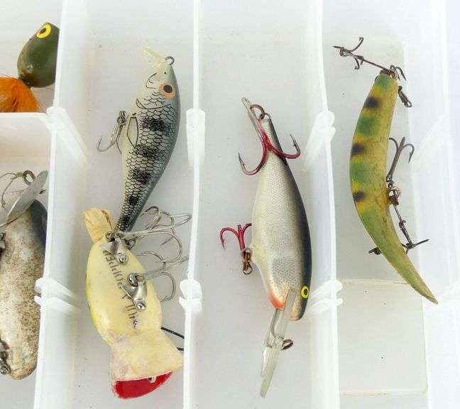 VINTAGE FISHING LURES