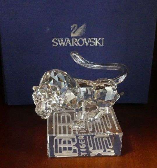 TWO SWAROVSKI CRYSTAL FIGURINES WITH BOXES