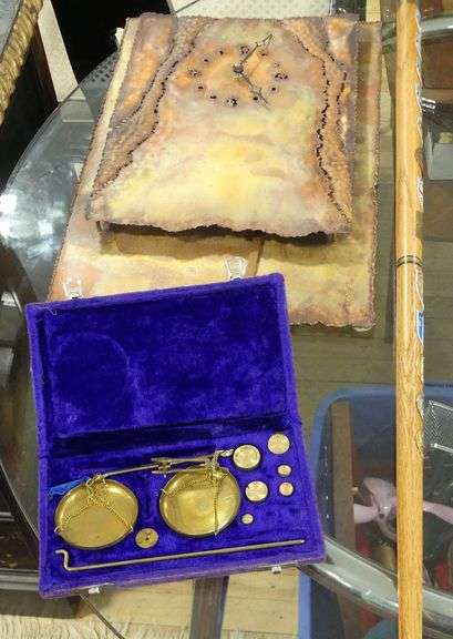SCALE SET, CLOCK AND WALKING STICK