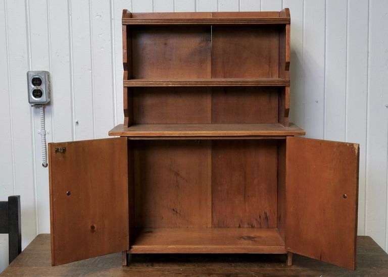 PINE TABLE TOP CABINET