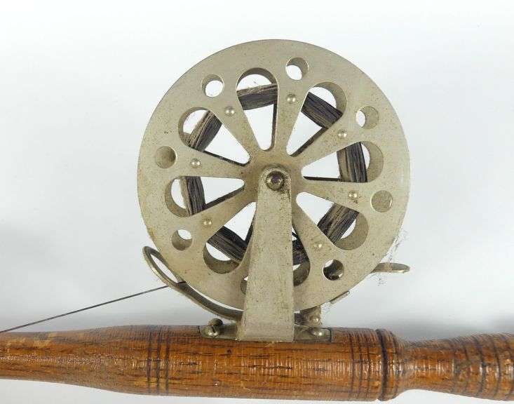 1940'S PLEUGER REEL & ROD