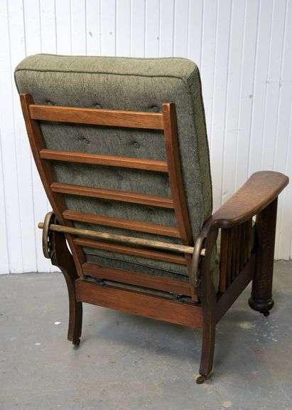 ANTIQUE MORRIS CHAIR