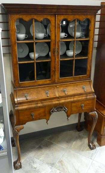 19TH CENTURY BURL WALNUT DISPLAY CABINET