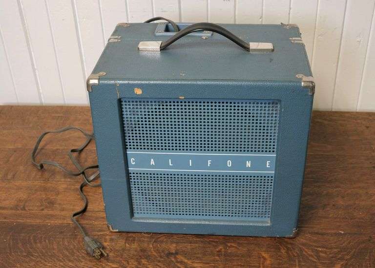 VINTAGE CALIFONE RECORD PLAYER
