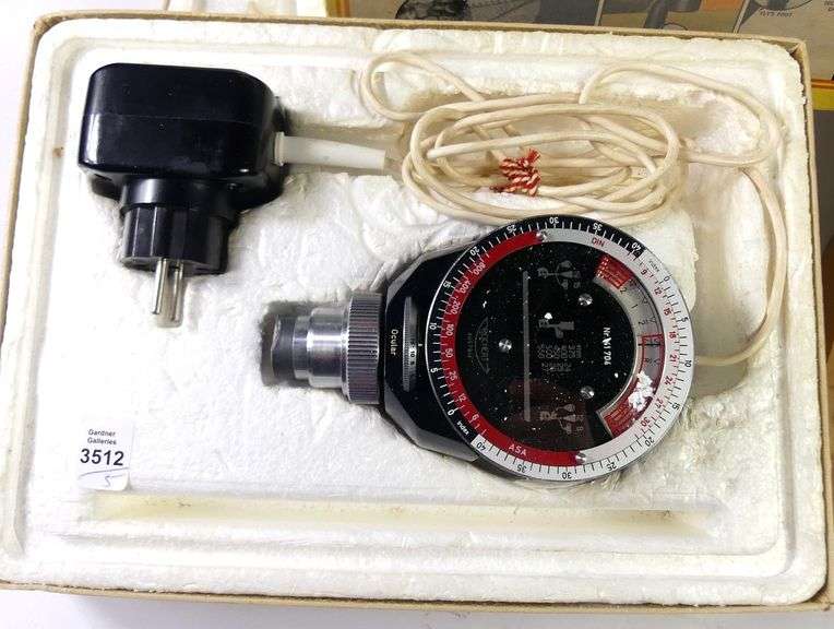 MICROSCOPES AND CALIBRATION ACCESSORIES