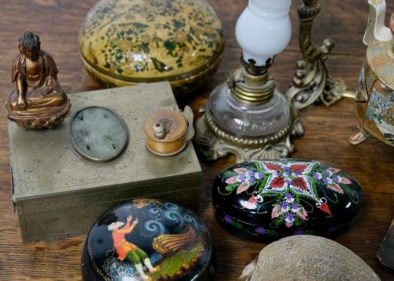 VAPO LAMP, CHINESE BOX, MINIATURE PAINTING