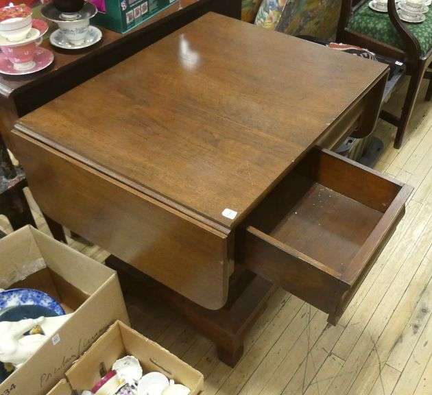 ANTIQUE DROP-LEAF LAMP TABLE