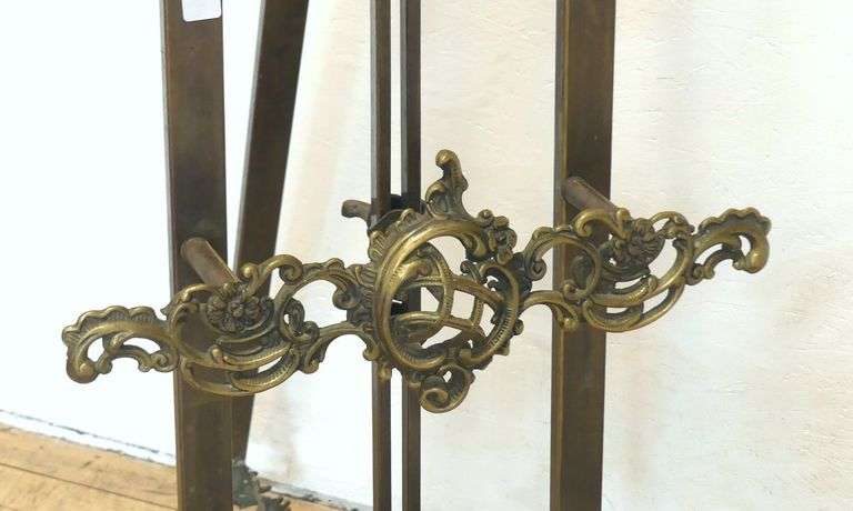BRASS EASEL