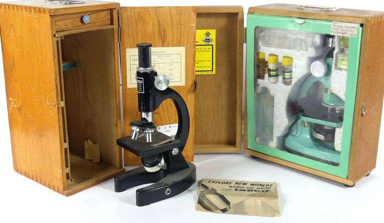 STUDENT MICROSCOPES