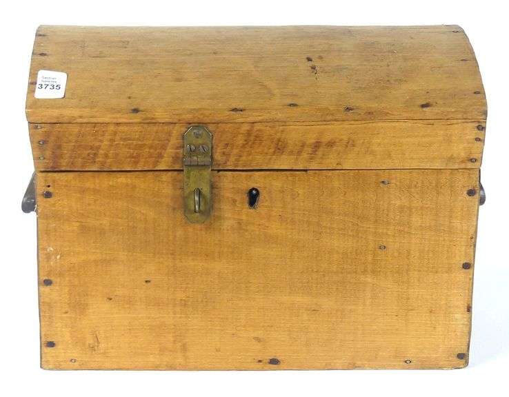 ANTIQUE STORAGE BOX