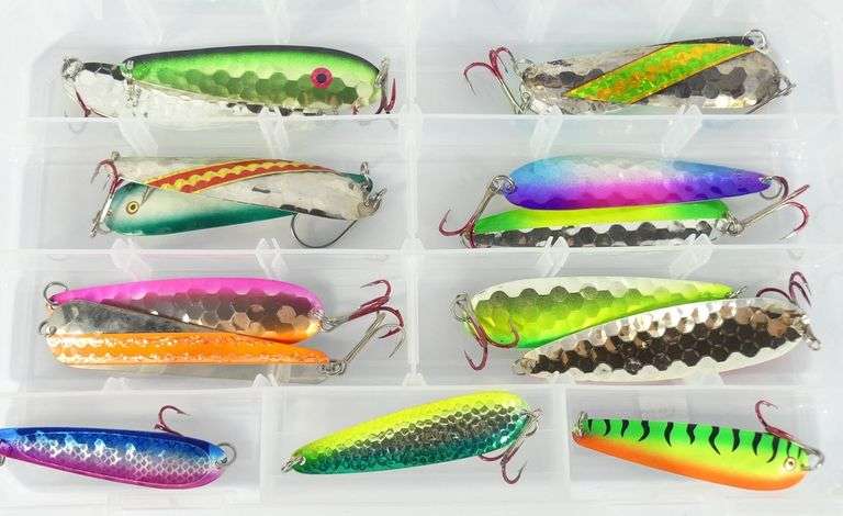 METAL SPOON FISHING LURES