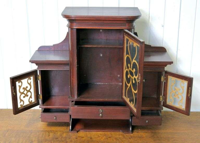 HANGING CABINET