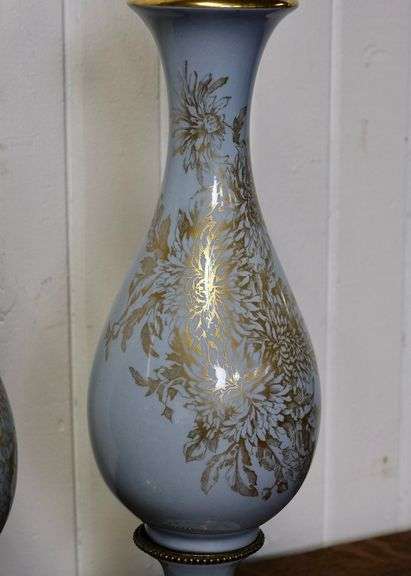 PAIR OF TABLE LAMPS