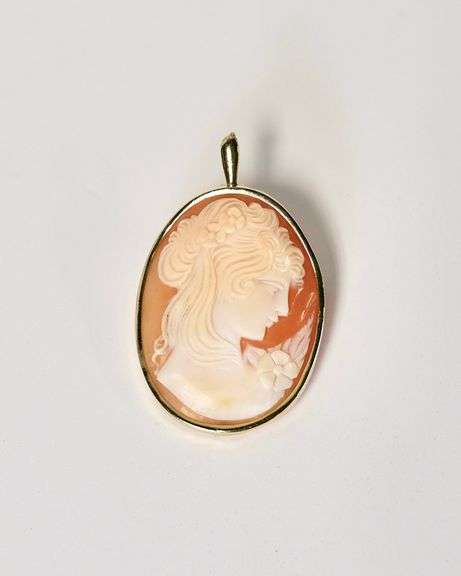 14KT GOLD CAMEO