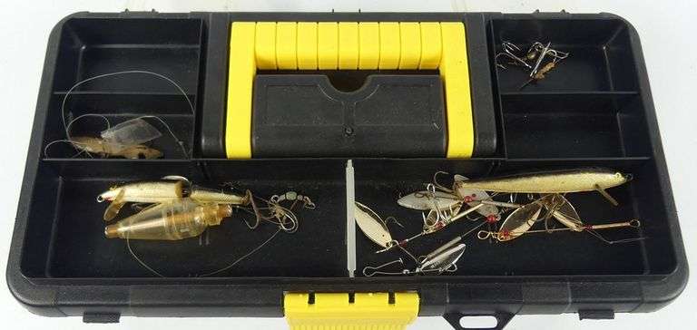 TACKLE BOX WITH CONTENTS