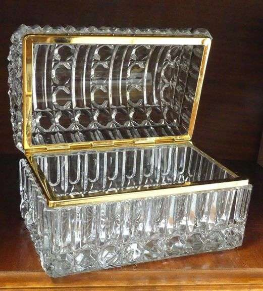 LEAD CRYSTAL JEWELLERY CASKET