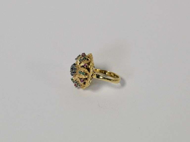 18KT GOLD RING