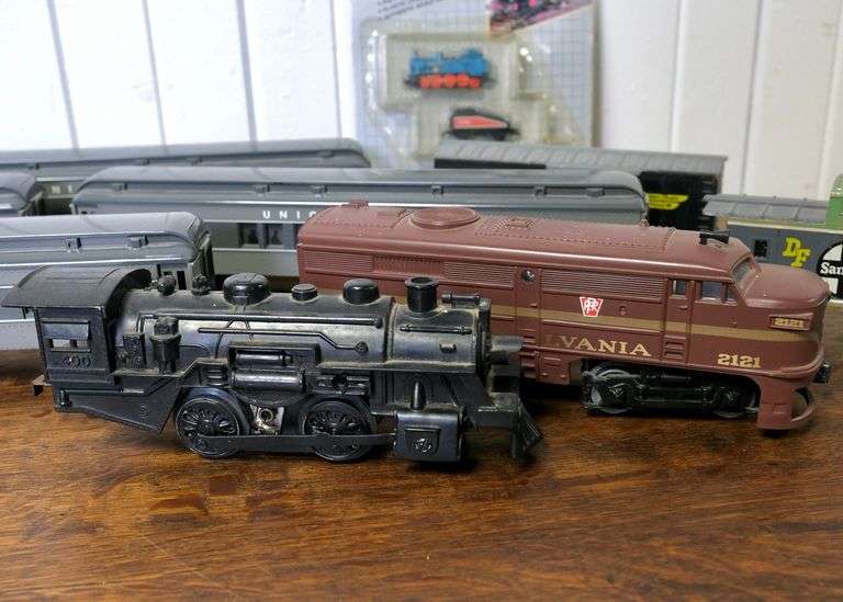 VINTAGE TRAINS