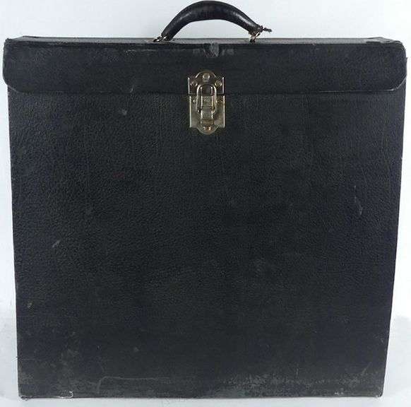 VINTAGE FORD CASE WITH TRAINING DISCS & FILM