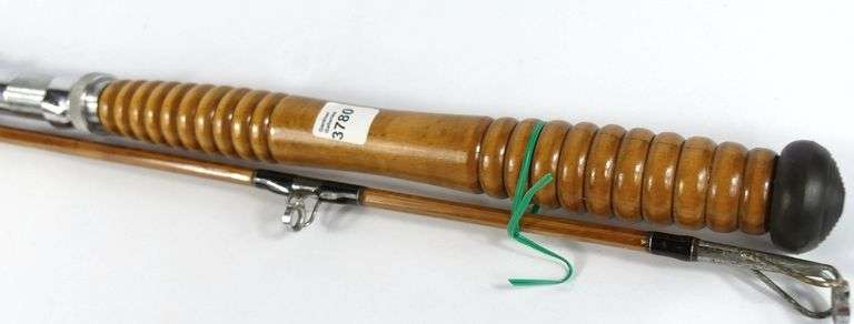 SPLIT BAMBOO FISHING ROD
