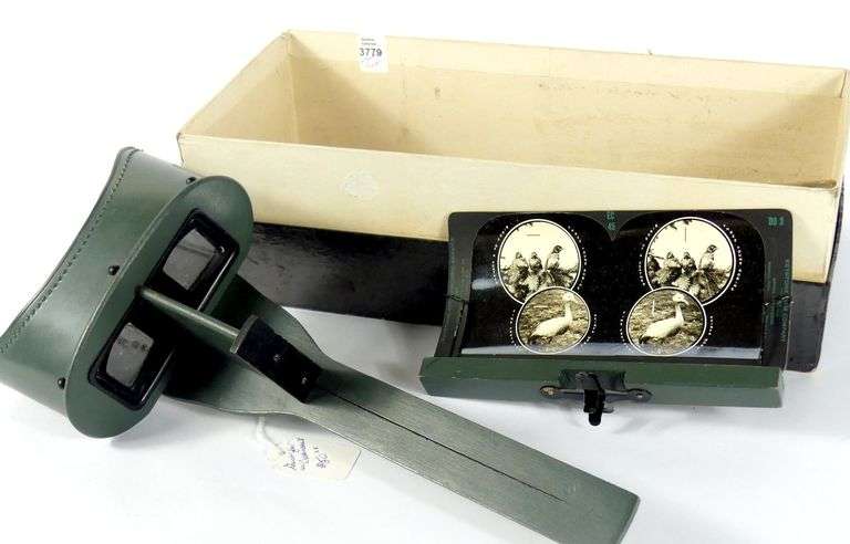 STEREOSCOPIC VIEWER & SLIDES