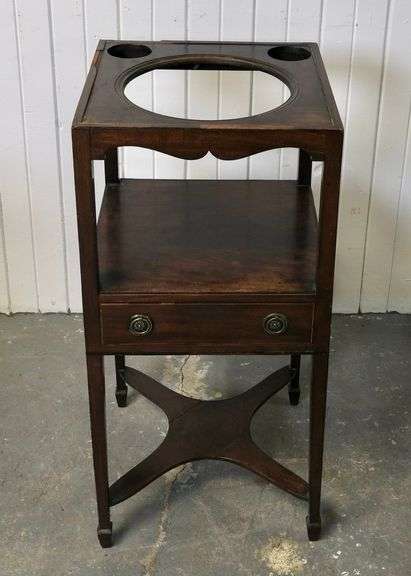 GEORGIAN WASHSTAND