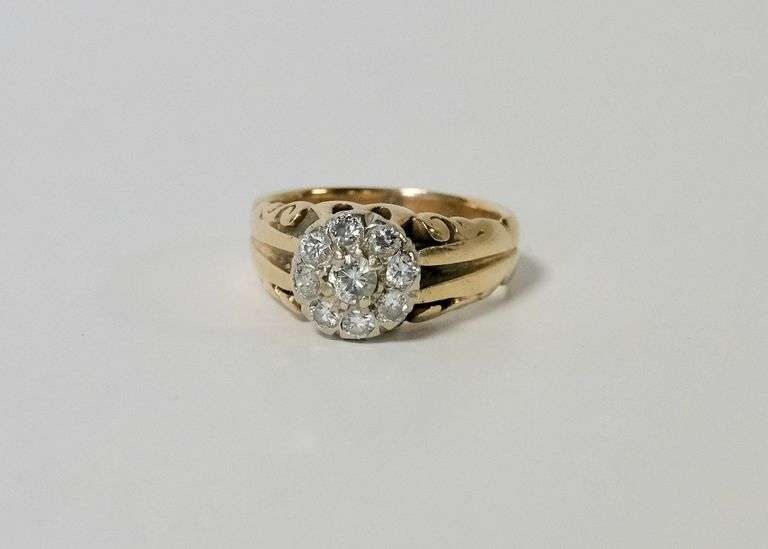 14KT GOLD DIAMOND RING