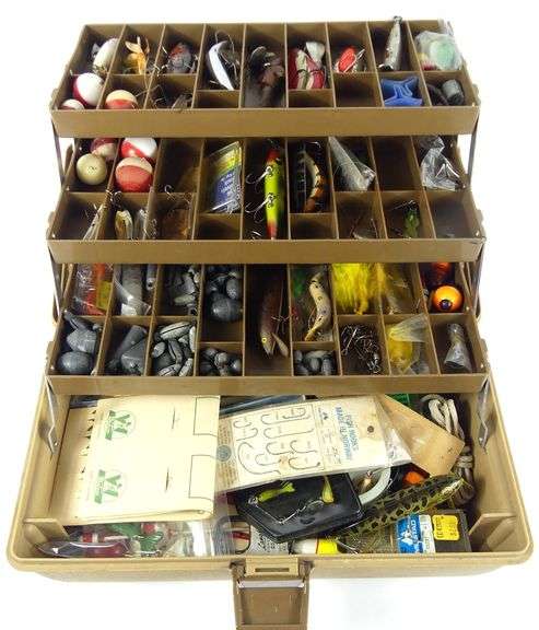 TACKLE BOX WITH CONTENTS
