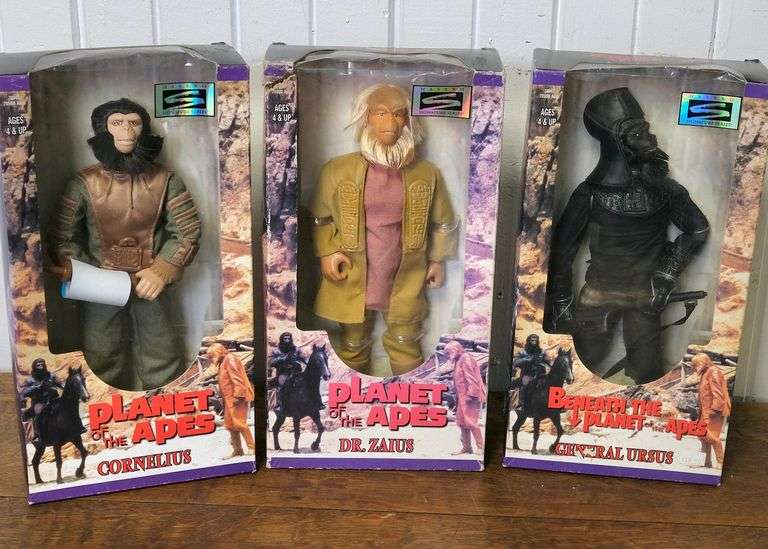 PLANET OF THE APES FIGURES