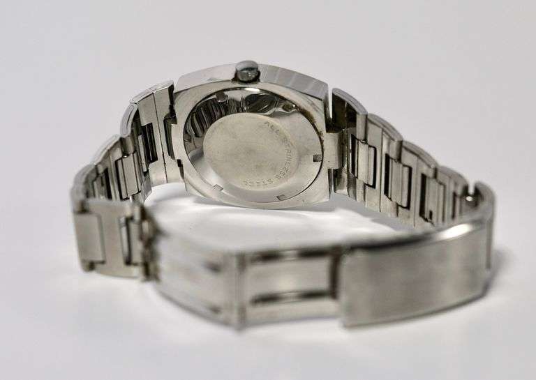 VINTAGE WESTBURY WATCH