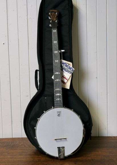 DEERING BANJO