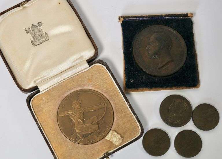 BRONZE MEDALLIONS