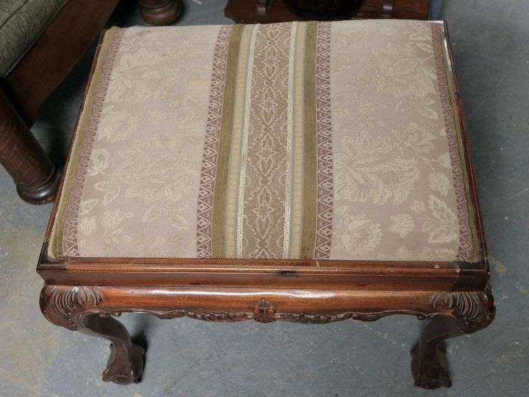 MAHOGANY STOOL