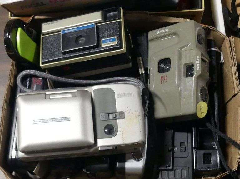 VINTAGE CAMERAS