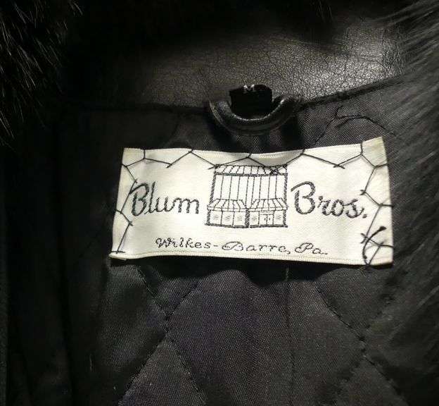 BLUM BROS. LADIES' LEATHER COAT