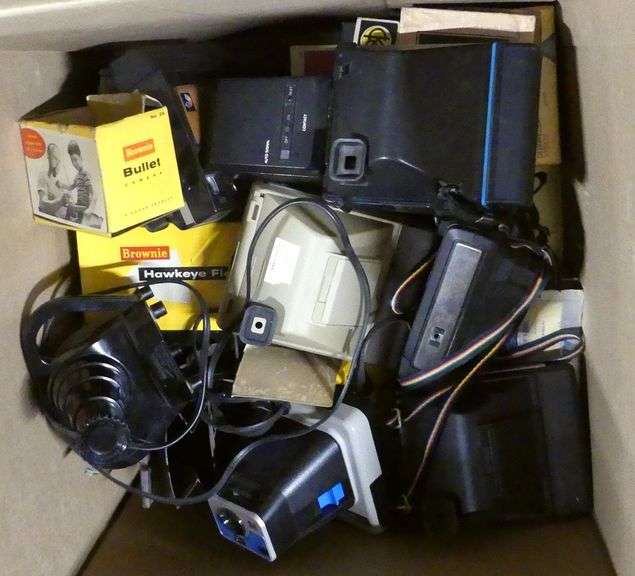CAMERAS & ACCESSORIES