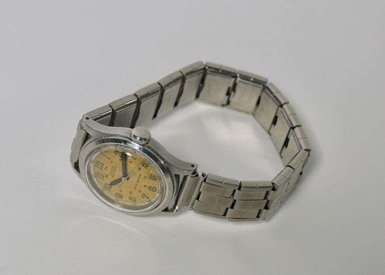 CYMA WRISTWATCH