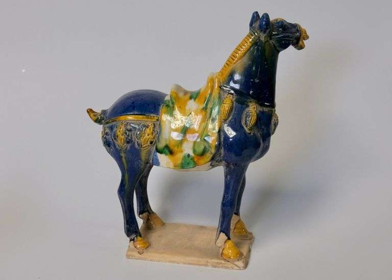HORSE FIGURES