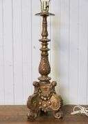 GILTWOOD TABLE LAMP