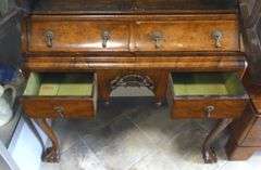 19TH CENTURY BURL WALNUT DISPLAY CABINET