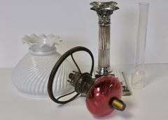 ANTIQUE OIL LAMP