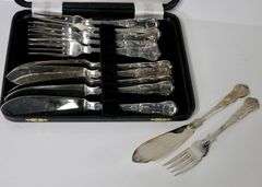 CASED FLATWARE SETS