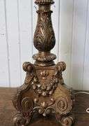 GILTWOOD TABLE LAMP
