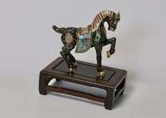 HORSE FIGURES