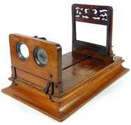 19TH CENTURY STEREOSCOPIC VIEWER