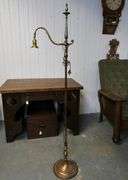 FLOOR LAMP